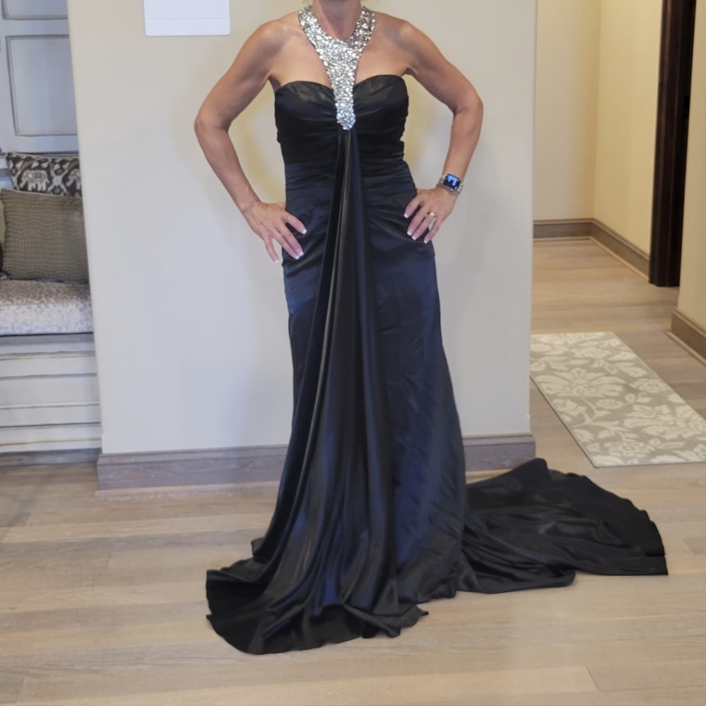 Ball Gown, Size 8, Black
